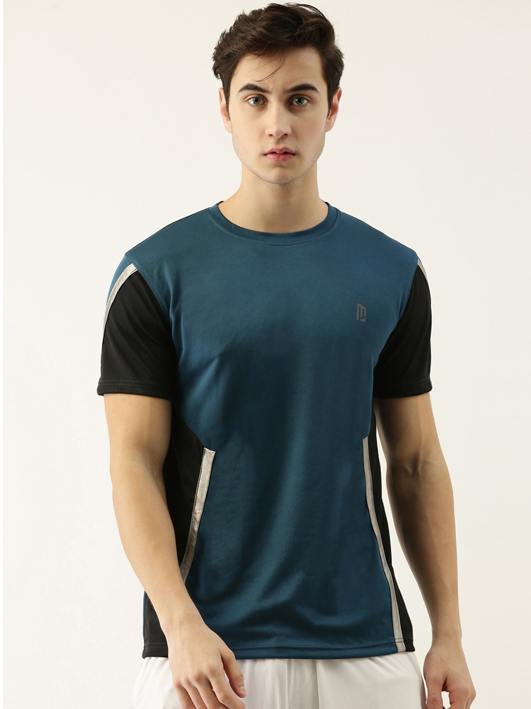

Maniac Men Blue Slim Fit T-shirt