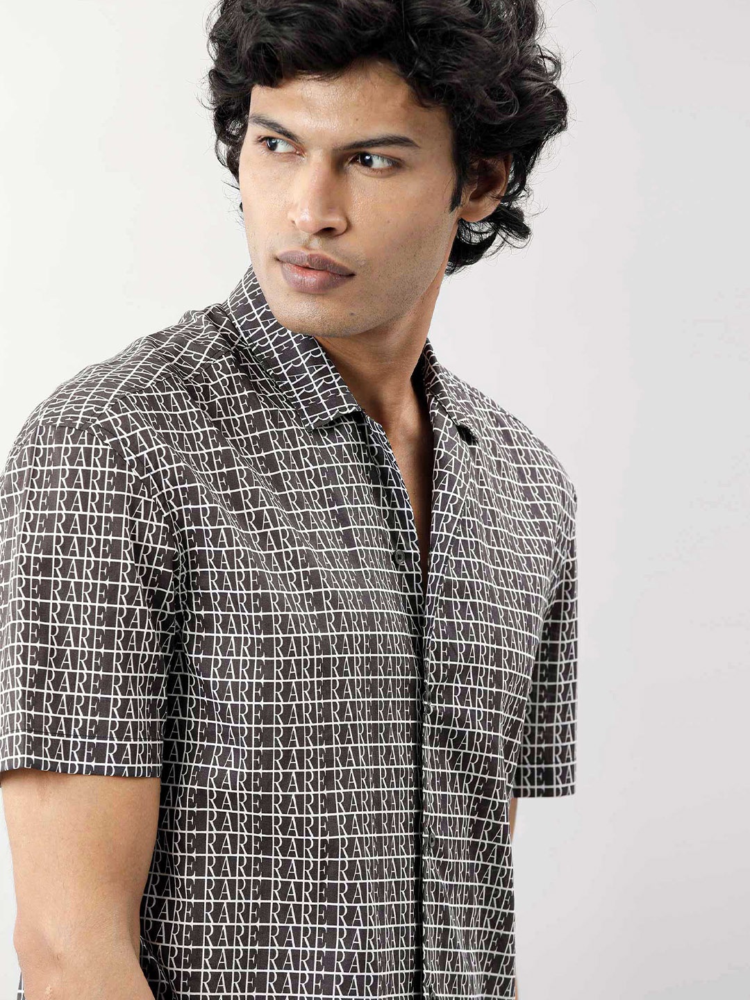 

RARE RABBIT Men Black Slim Fit Typography Printed Casual Shirt