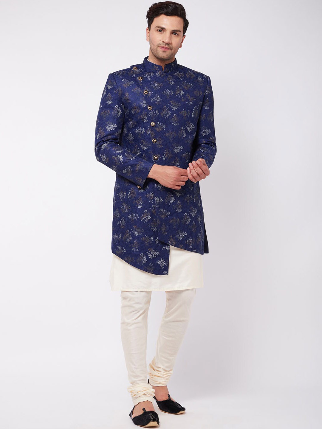 

VASTRAMAY Men Blue & Cream Floral Printed Angrakha Kurta Sherwani Set