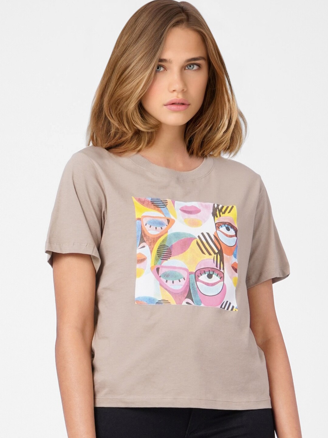 

ONLY Women Brown Graphic Printed Cotton T-shirt