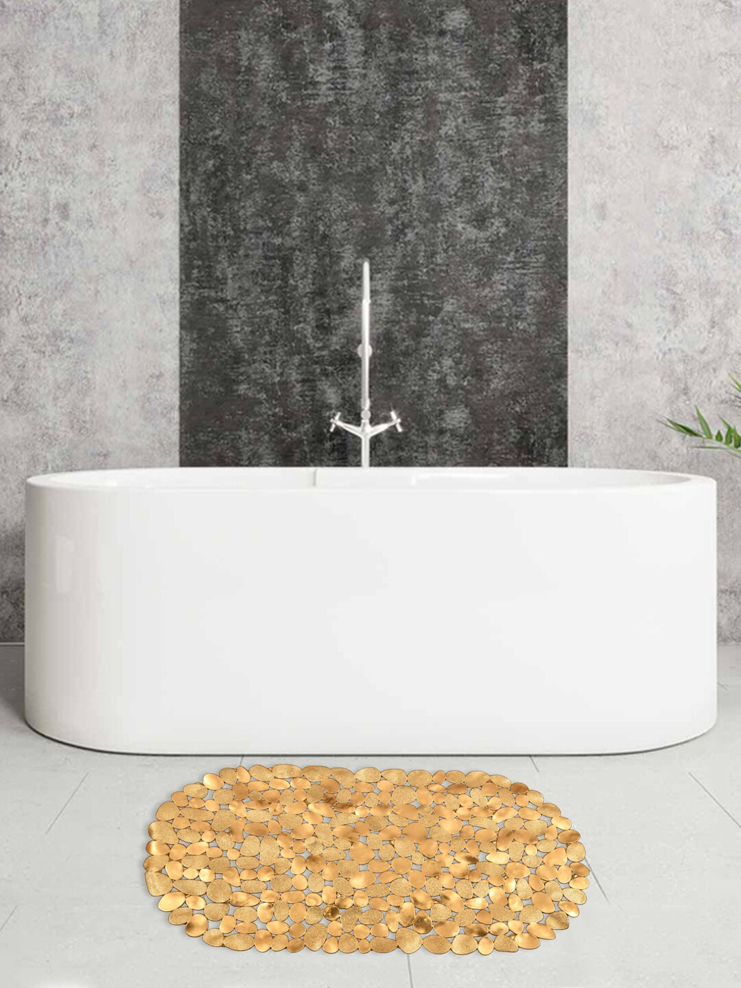 

Clasiko Pink Self-Design Anti-Slip Bathroom Mat, Gold