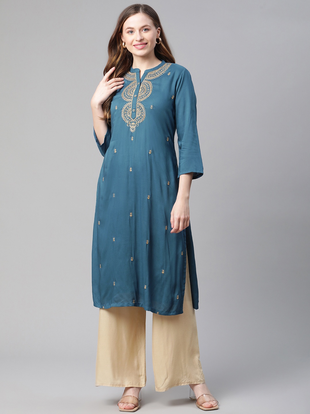 

Rangriti Women Assorted Embroidered Straight Kurta