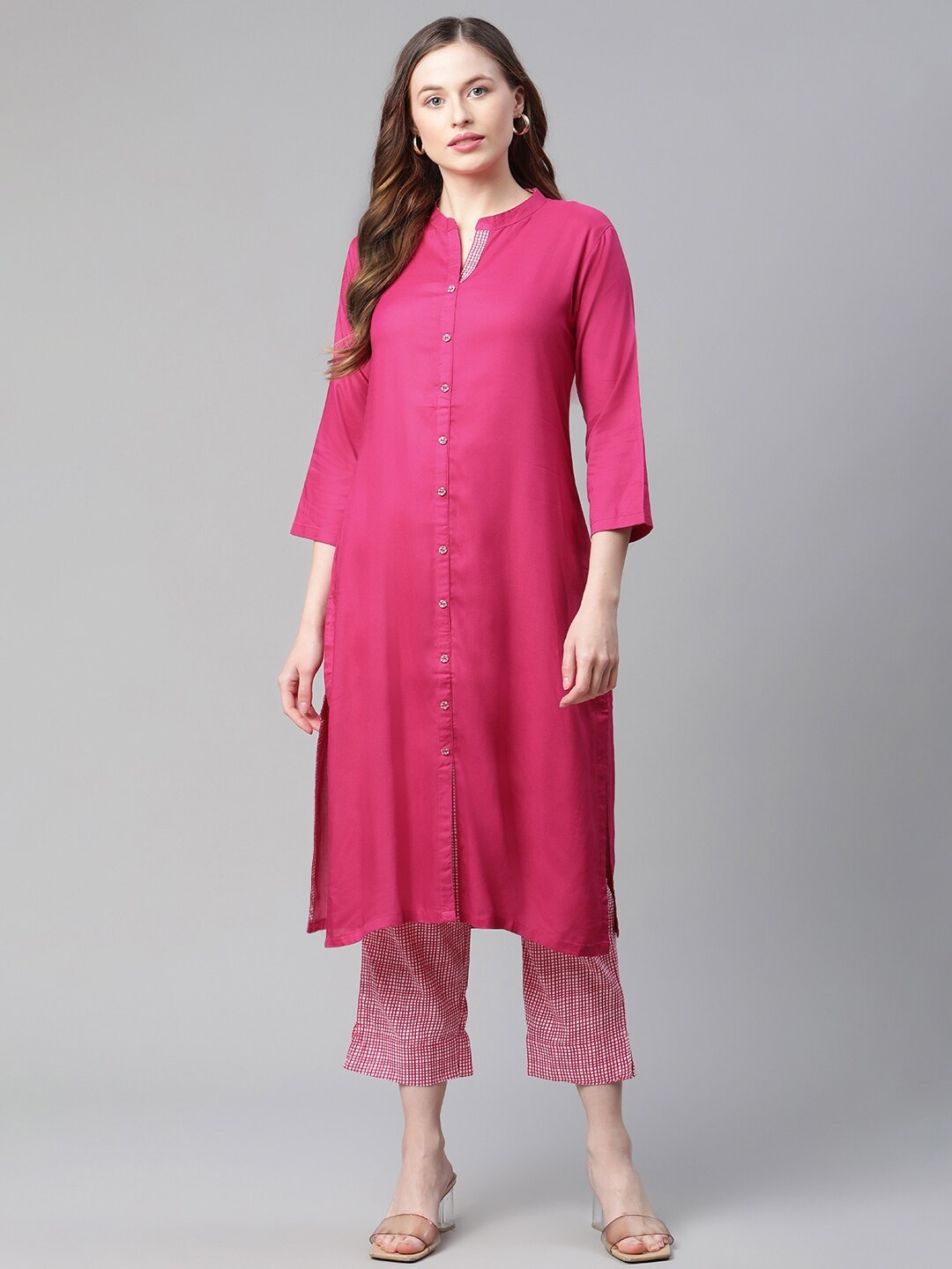 

Rangriti Women Assorted Solid Kurta with Checked Trousers