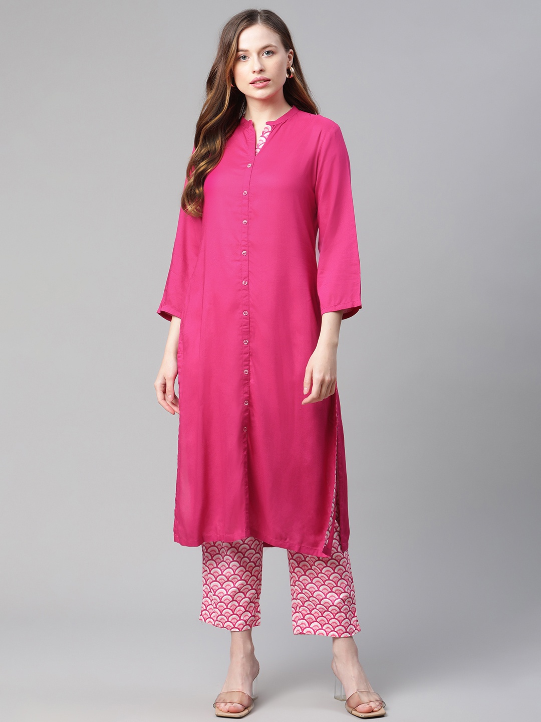 

Rangriti Women Assorted Solid Kurta with Printed Trousers