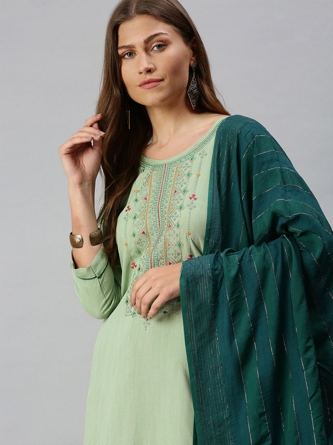 

SheWill Women Green Embroidered Kurta with Trousers & Dupatta