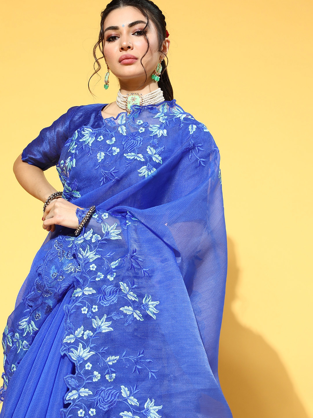 

Saree mall Solid Saree with Embroidered Border, Turquoise blue