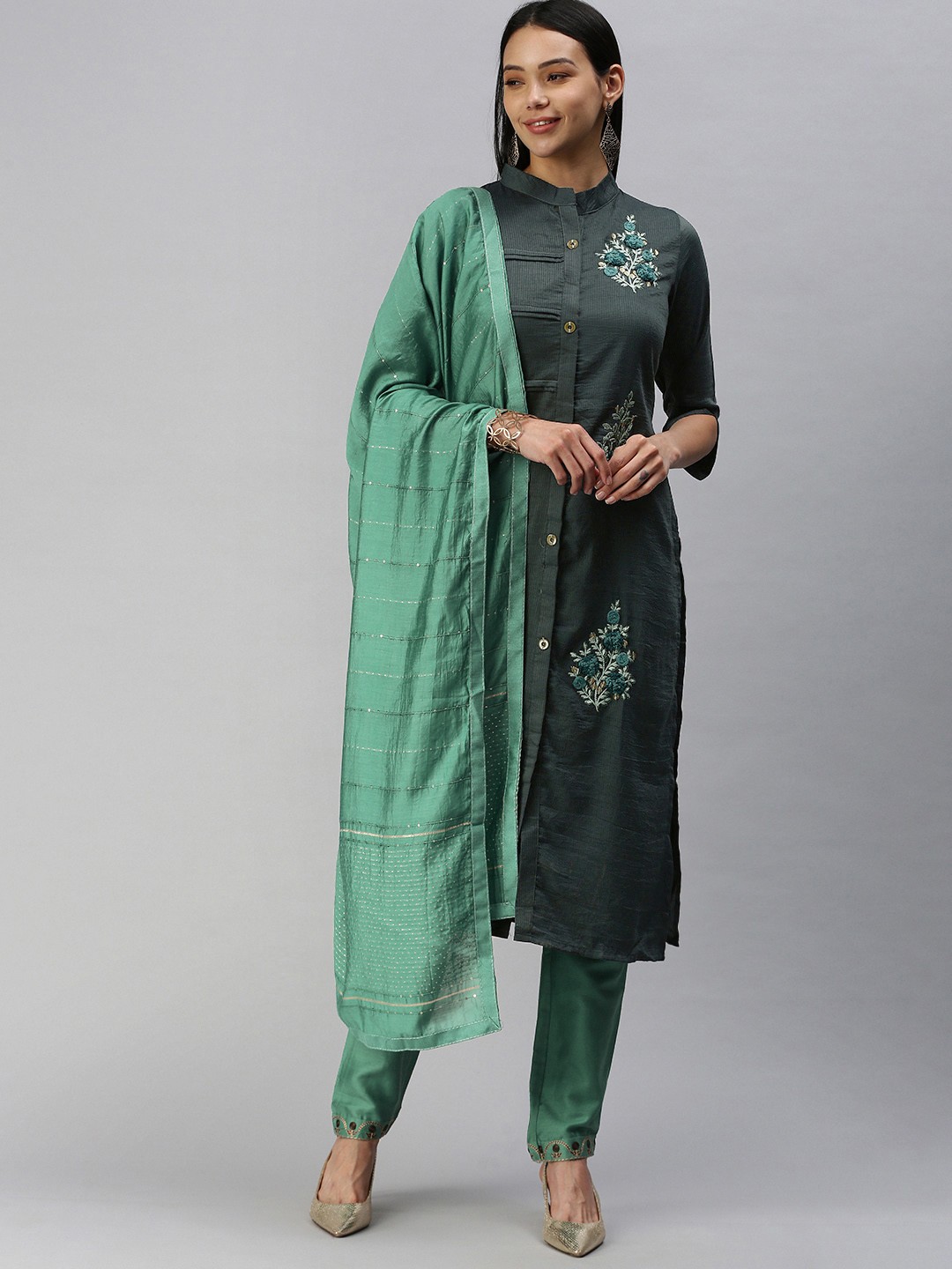 

SheWill Women Green Embroidered Kurta with Trousers & Dupatta