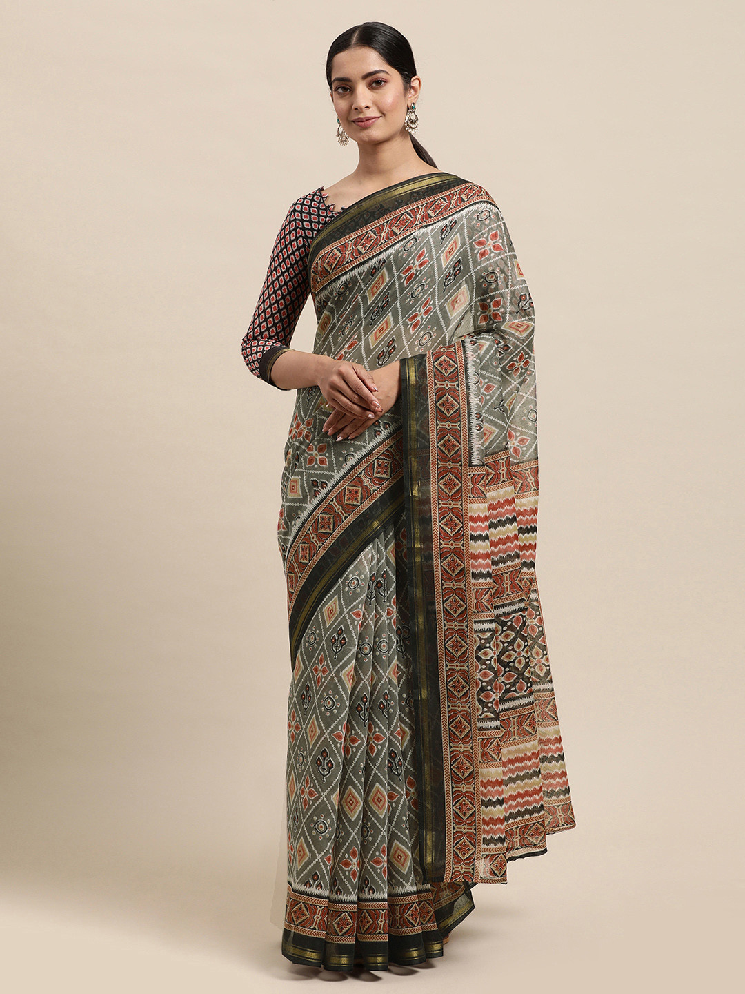 

KALINI Grey & Off White Bandhani Print Saree