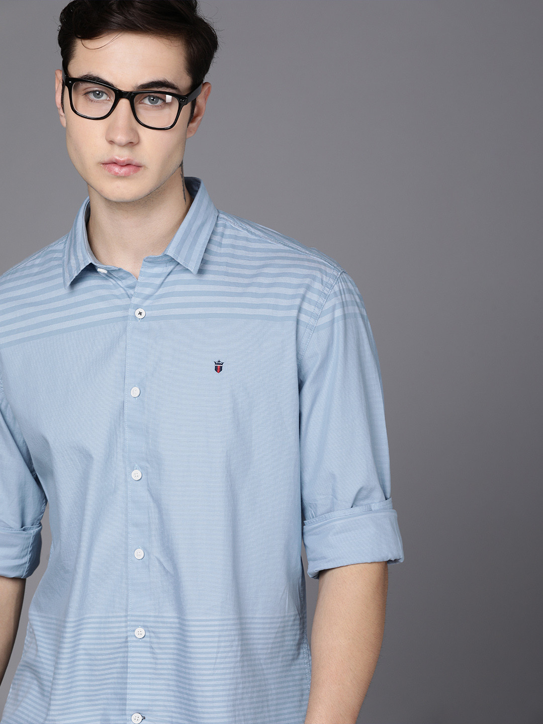 

Louis Philippe Sport Men Blue Slim Fit Horizontal Stripes Casual Shirt