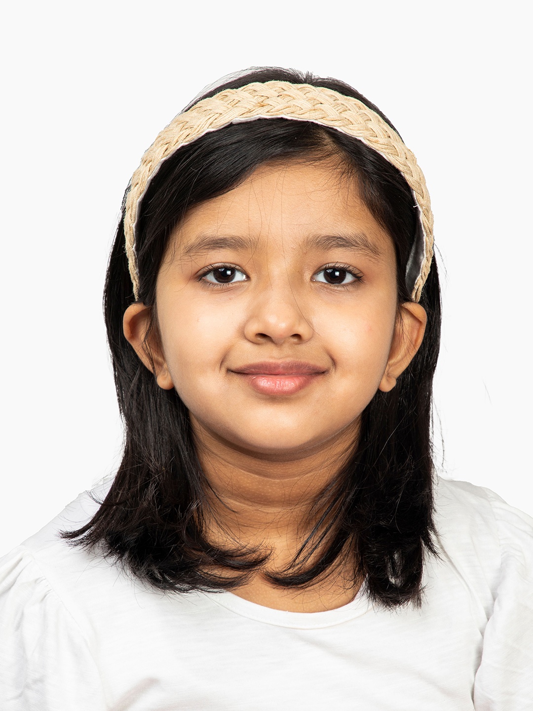 

DEEBACO Girls Beige Embellished Hairband