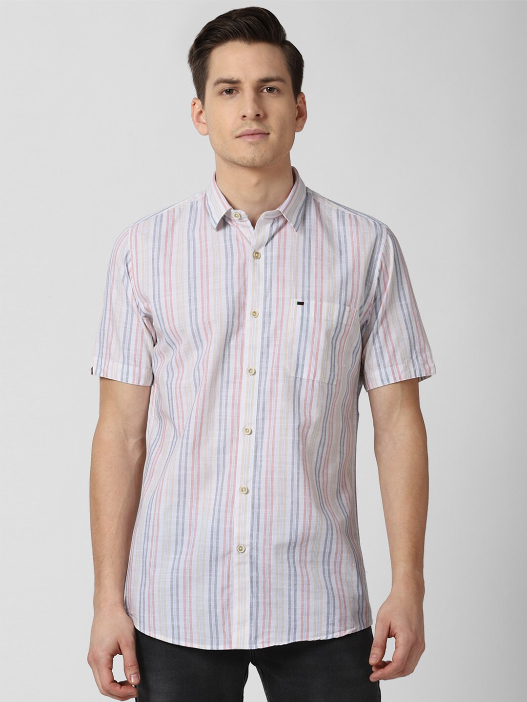 

Peter England Casuals Men White Striped Casual Shirt
