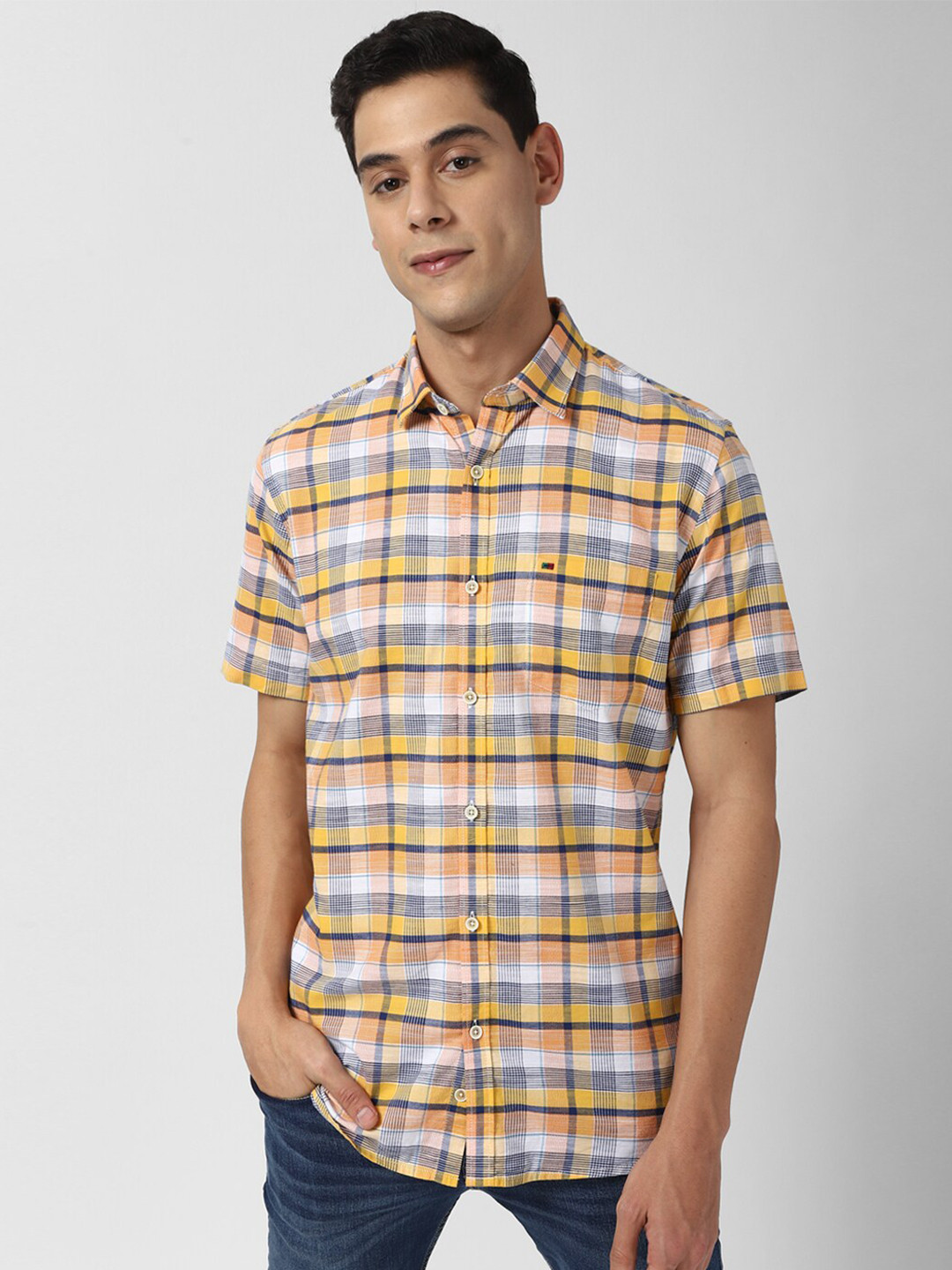 

Peter England Casuals Men Yellow Slim Fit Tartan Checks Checked Pure Cotton Casual Shirt