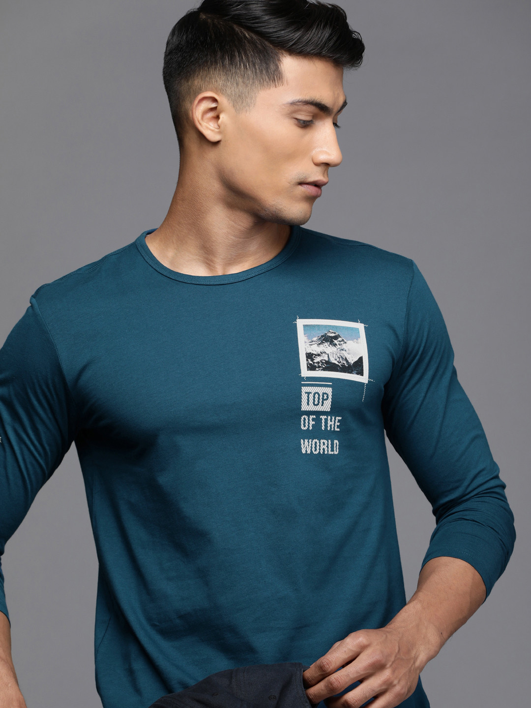 

Louis Philippe Jeans Men Navy Blue & White Typography Printed Slim Fit Pure Cotton T-shirt