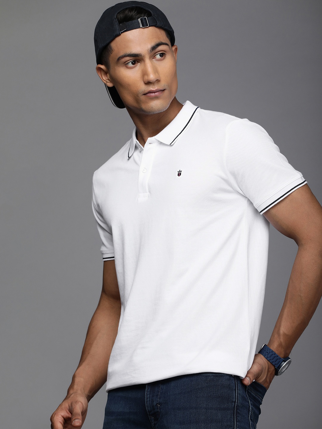

Louis Philippe Jeans Men White Solid Polo Collar Pure Cotton Slim Fit T-shirt
