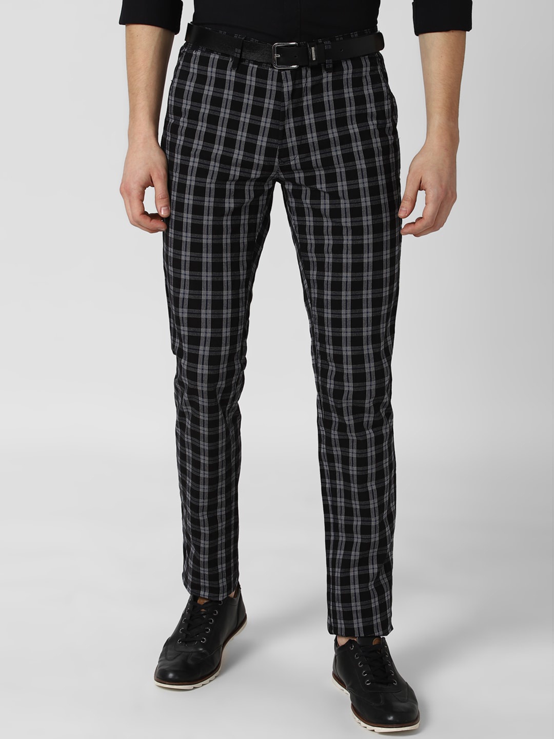 

Peter England Casuals Men Black Checked Slim Fit Trousers