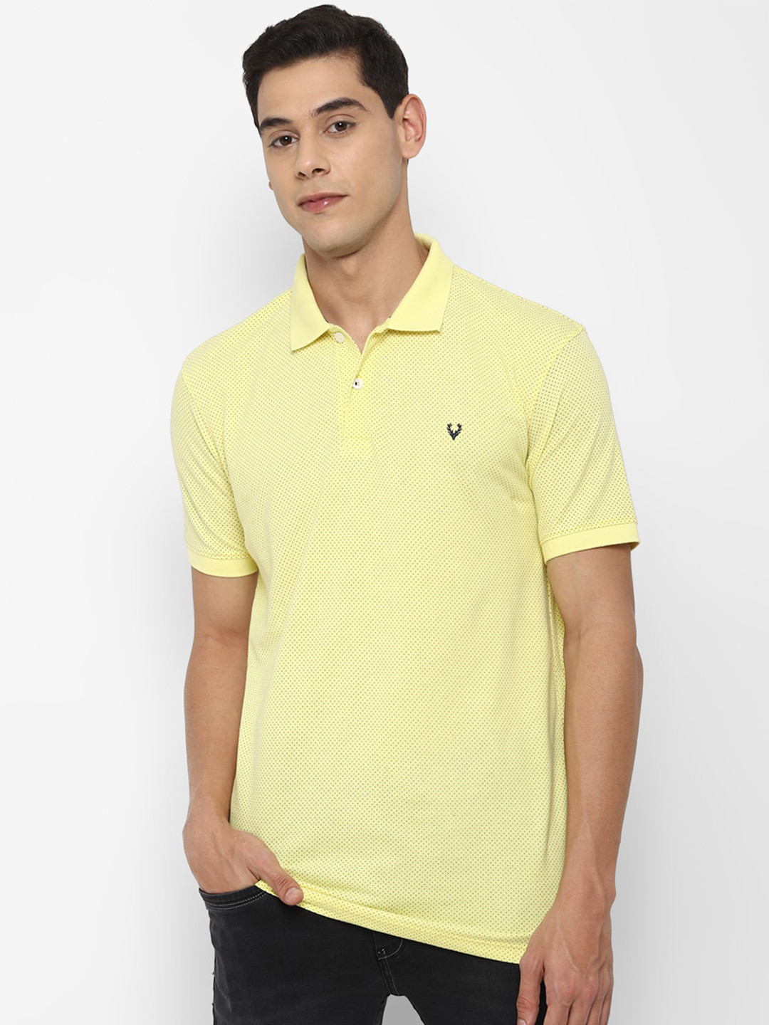 

Allen Solly Men Yellow Polo Collar Applique T-shirt