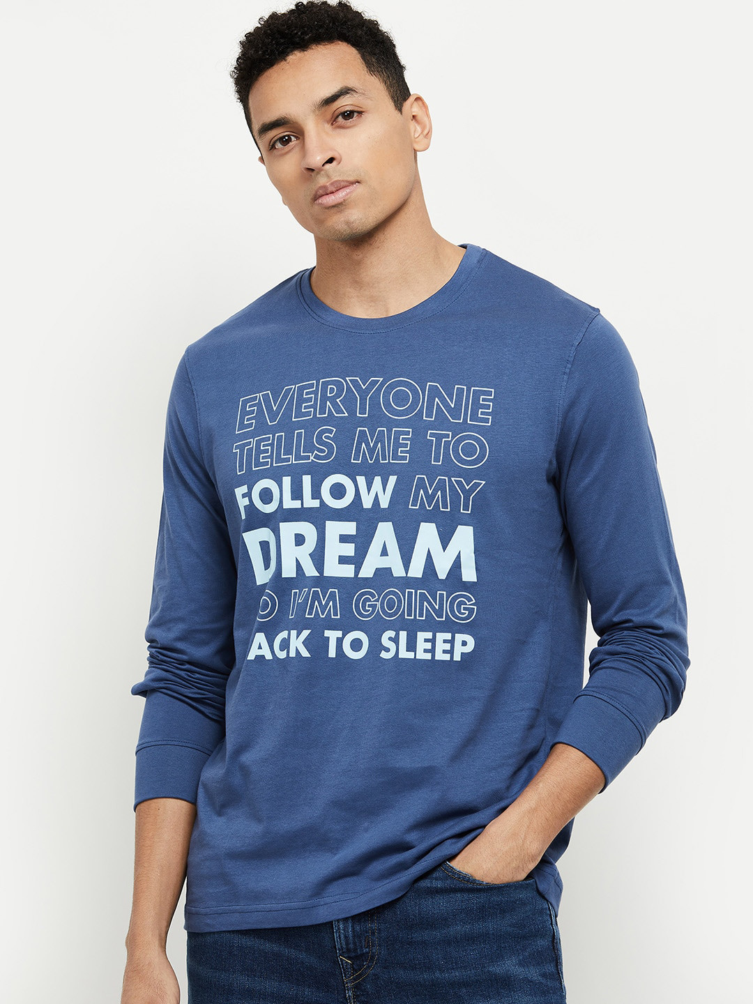 

max Men Blue Typography Printed T-shirt