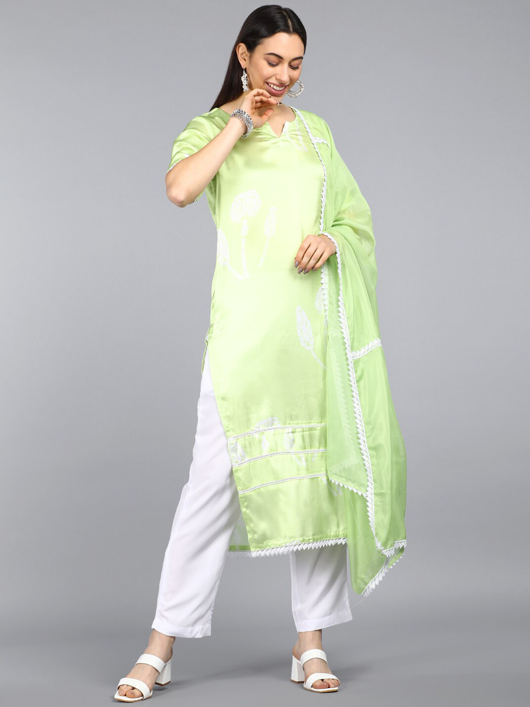 

AHIKA Women Lime Green & White Floral Printed Satin Kurta With Trousers & Dupatta
