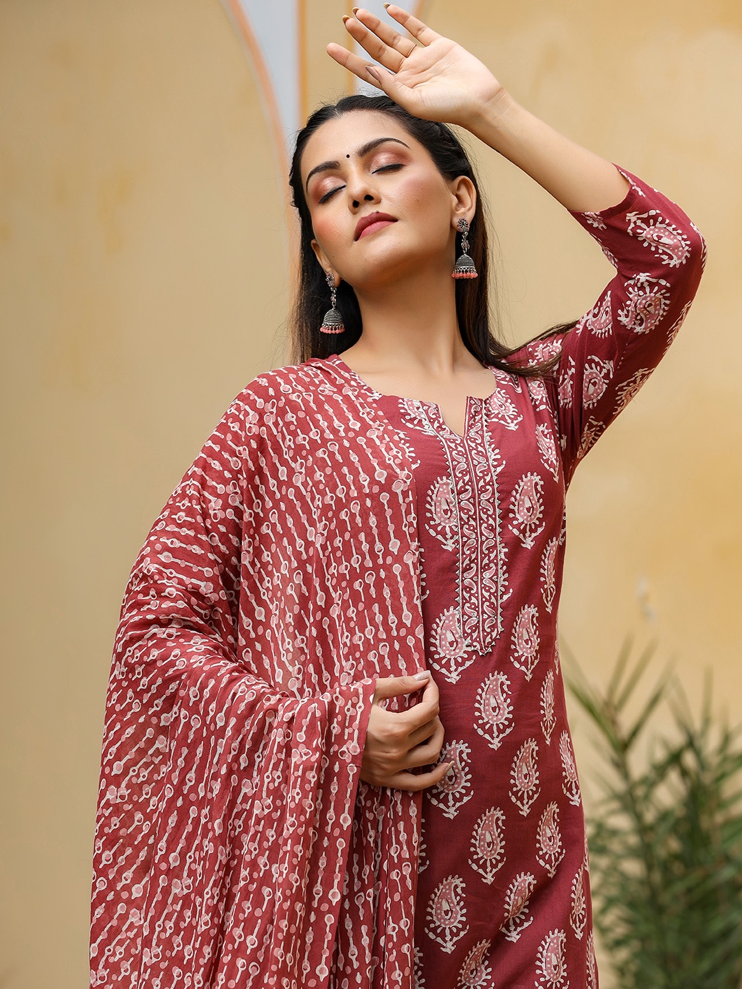 

AHIKA Women Burgundy Ethnic Motifs Printed Kurta with Trousers & With Dupatta