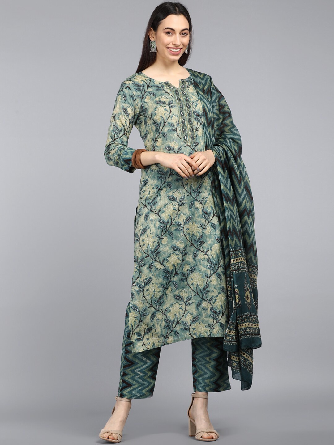 

AHIKA Women Green Floral Printed Kurta with Trousers & With Dupatta
