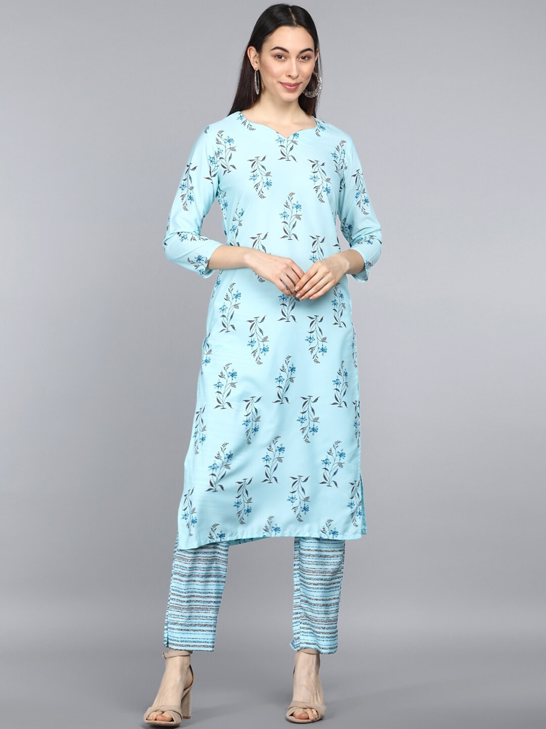

AHIKA Women Blue Floral Kurta with Trousers