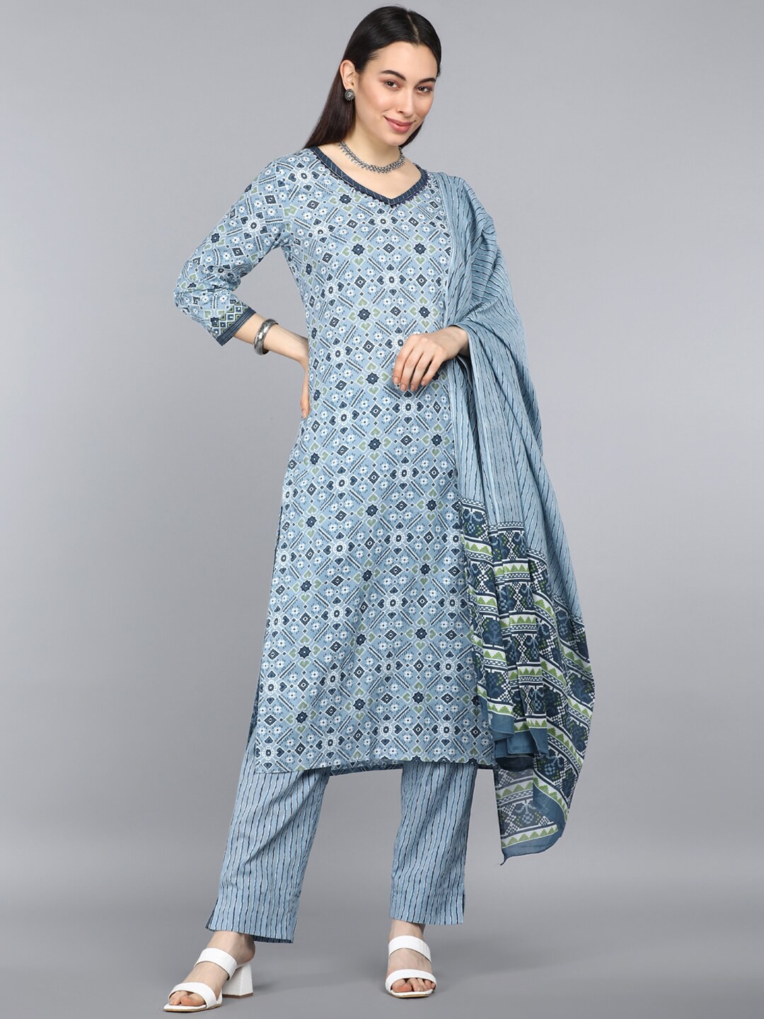 

AHIKA Women Blue Printed Pure Cotton Kurta with Trousers & Dupatta