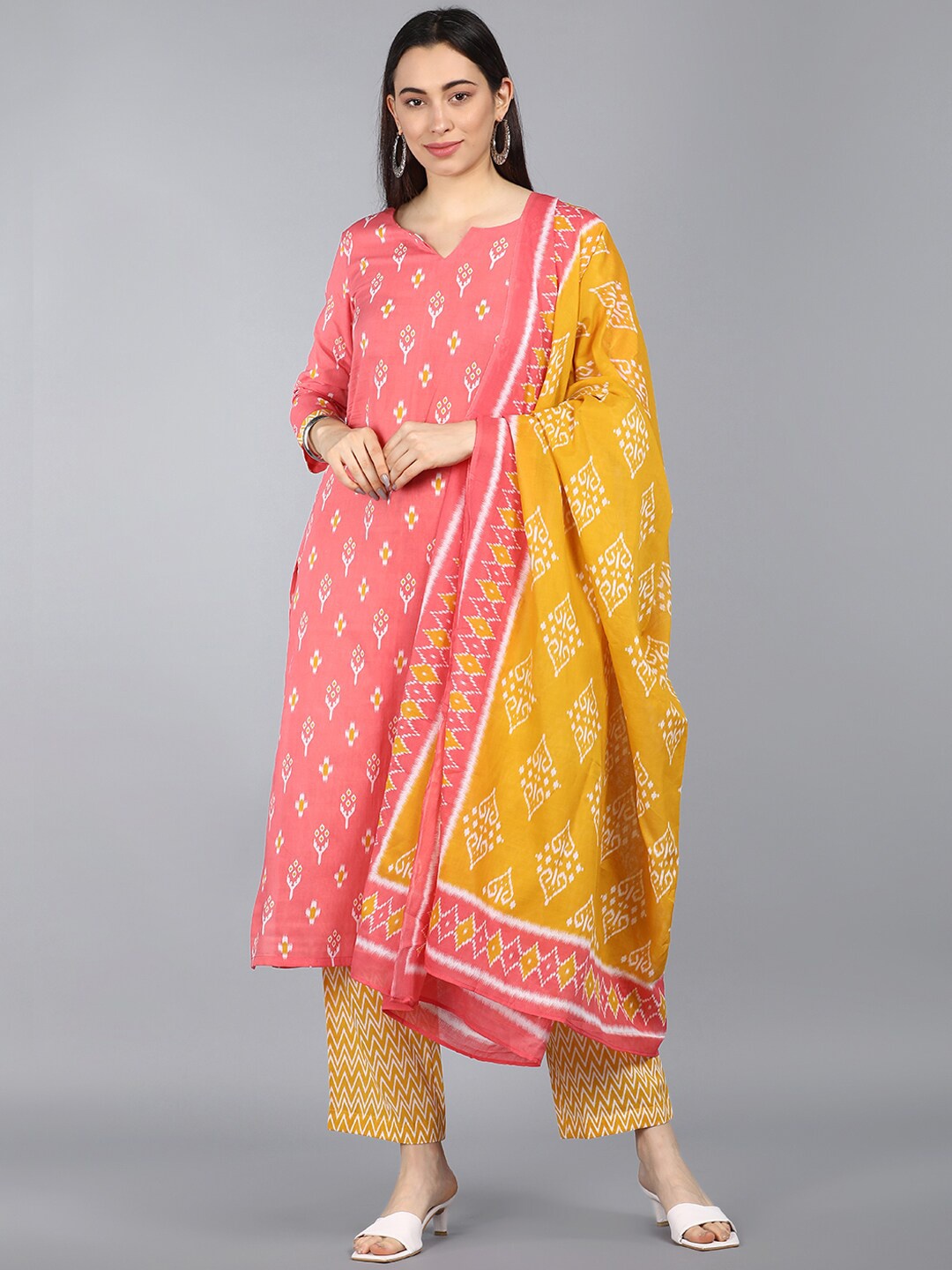 

AHIKA Women Peach-Coloured & Yellow Floral Pure Cotton Kurta With Trousers & Dupatta