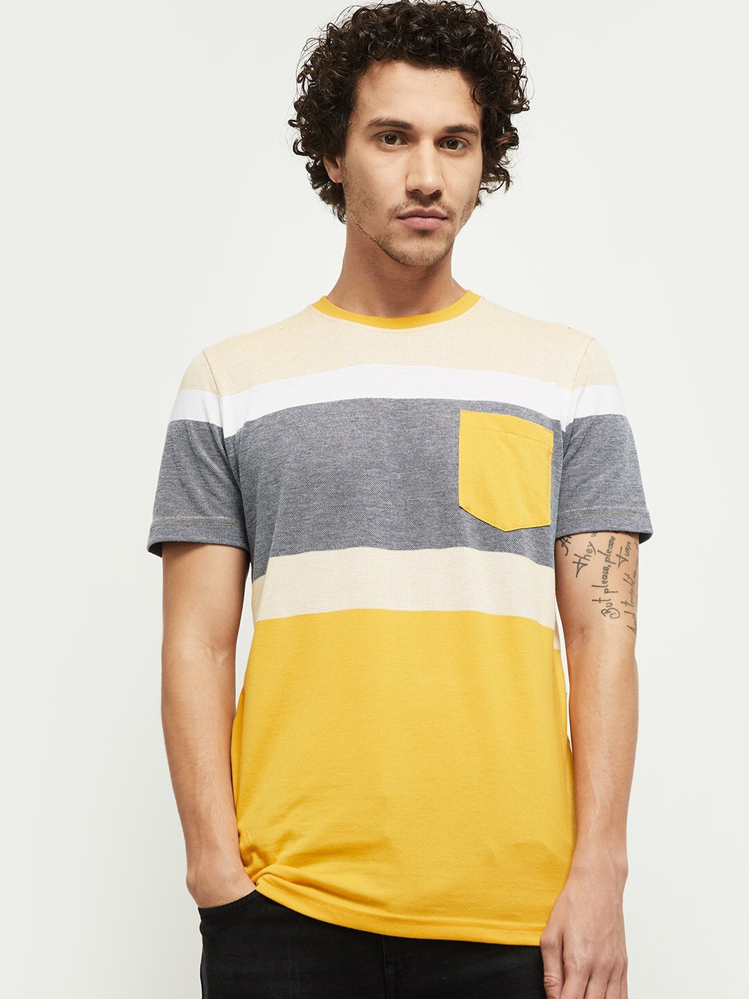 

max Men Yellow Colourblocked Tshirt