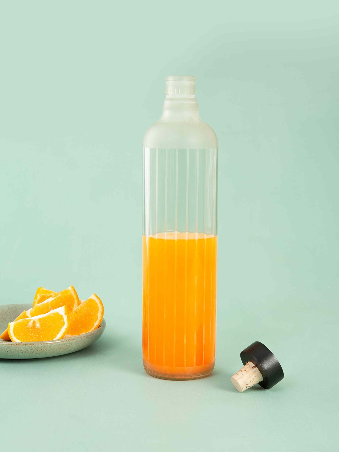 

ellementry Transparent Frosty Glass Bottle With Wooden Stopper 750ml