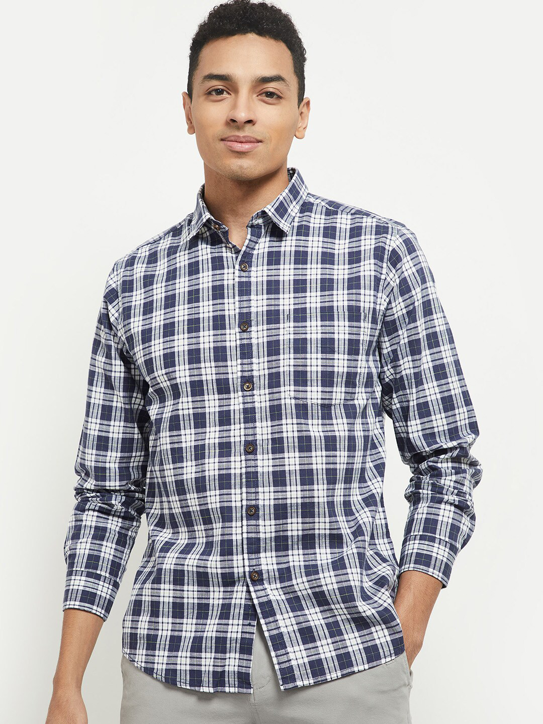 

max Men Blue & White Checked Pure Cotton Casual Shirt