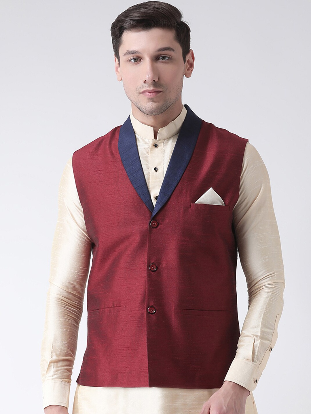 

DEYANN Men Maroon Solid Nehru Jacket