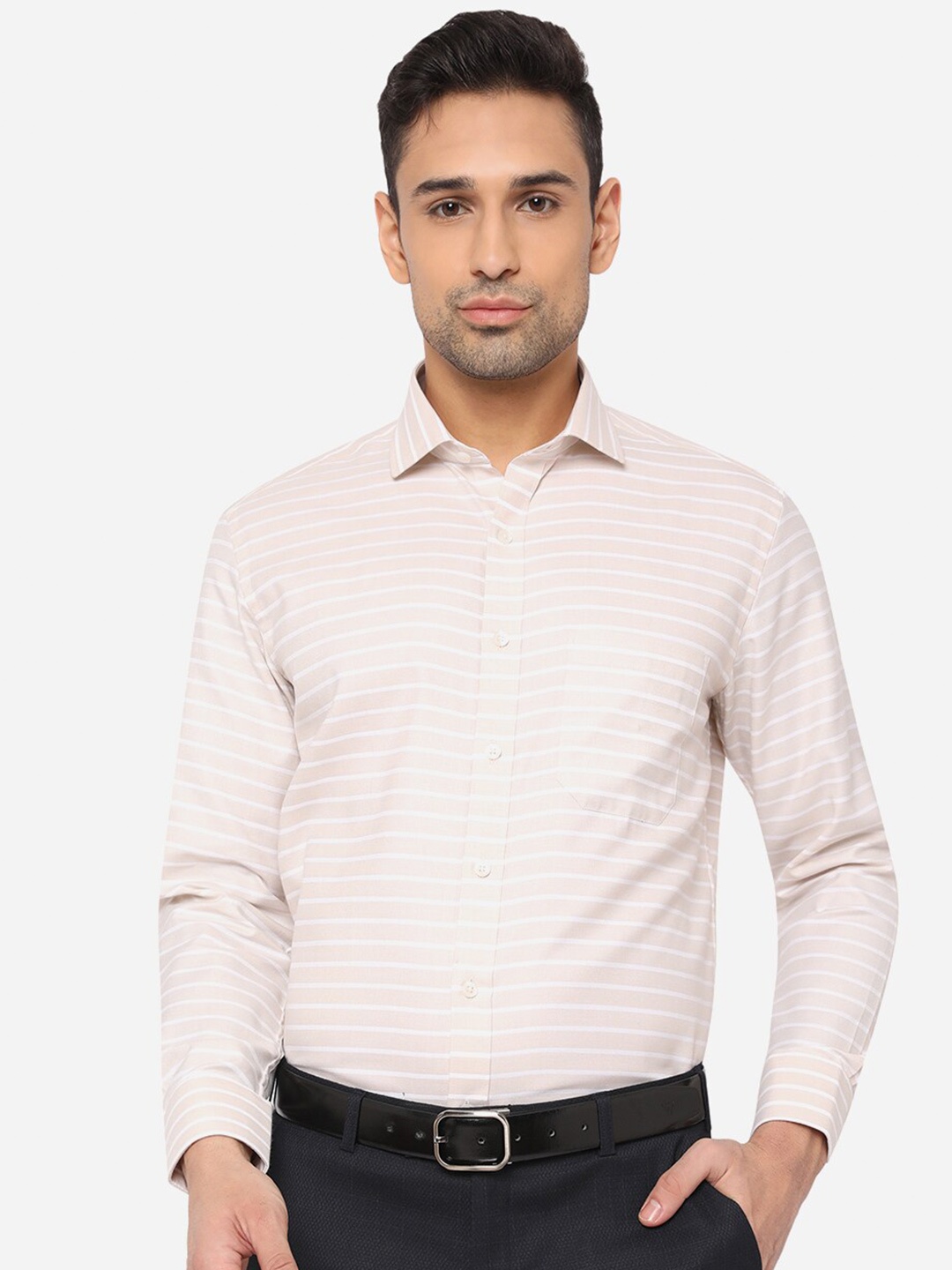 

Greenfibre Men Pink & White Slim Fit Striped Formal Shirt