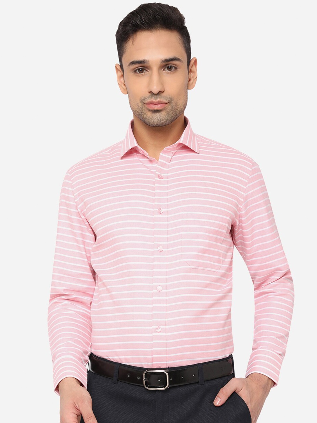 

Greenfibre Men Pink & White Slim Fit Horizontal Striped Formal Shirt