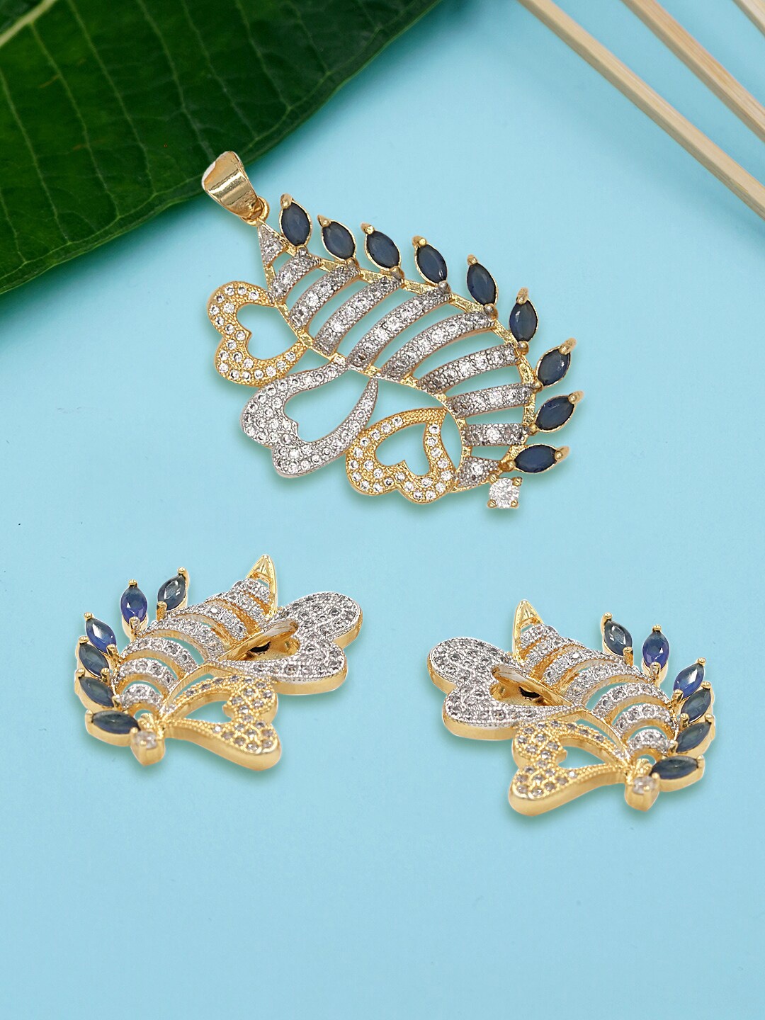

Voylla Gold-Toned & White Cubic Zirconia Studded Pendant Set