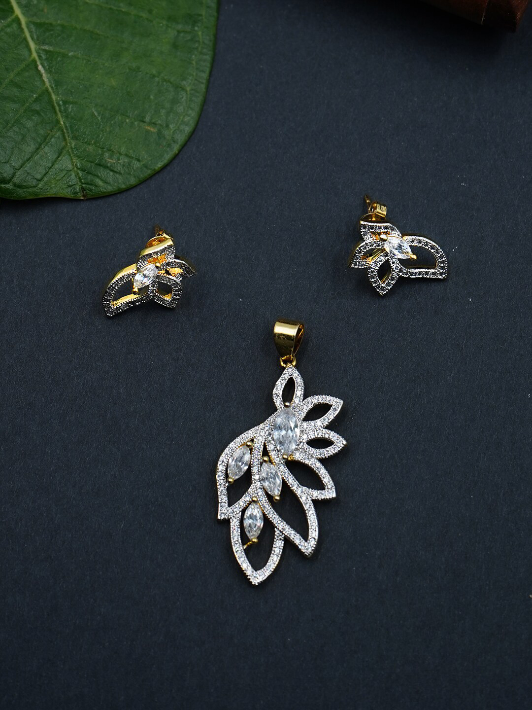 

Voylla Gold-Plated Leafy CZ Stone Studded Pendant Set