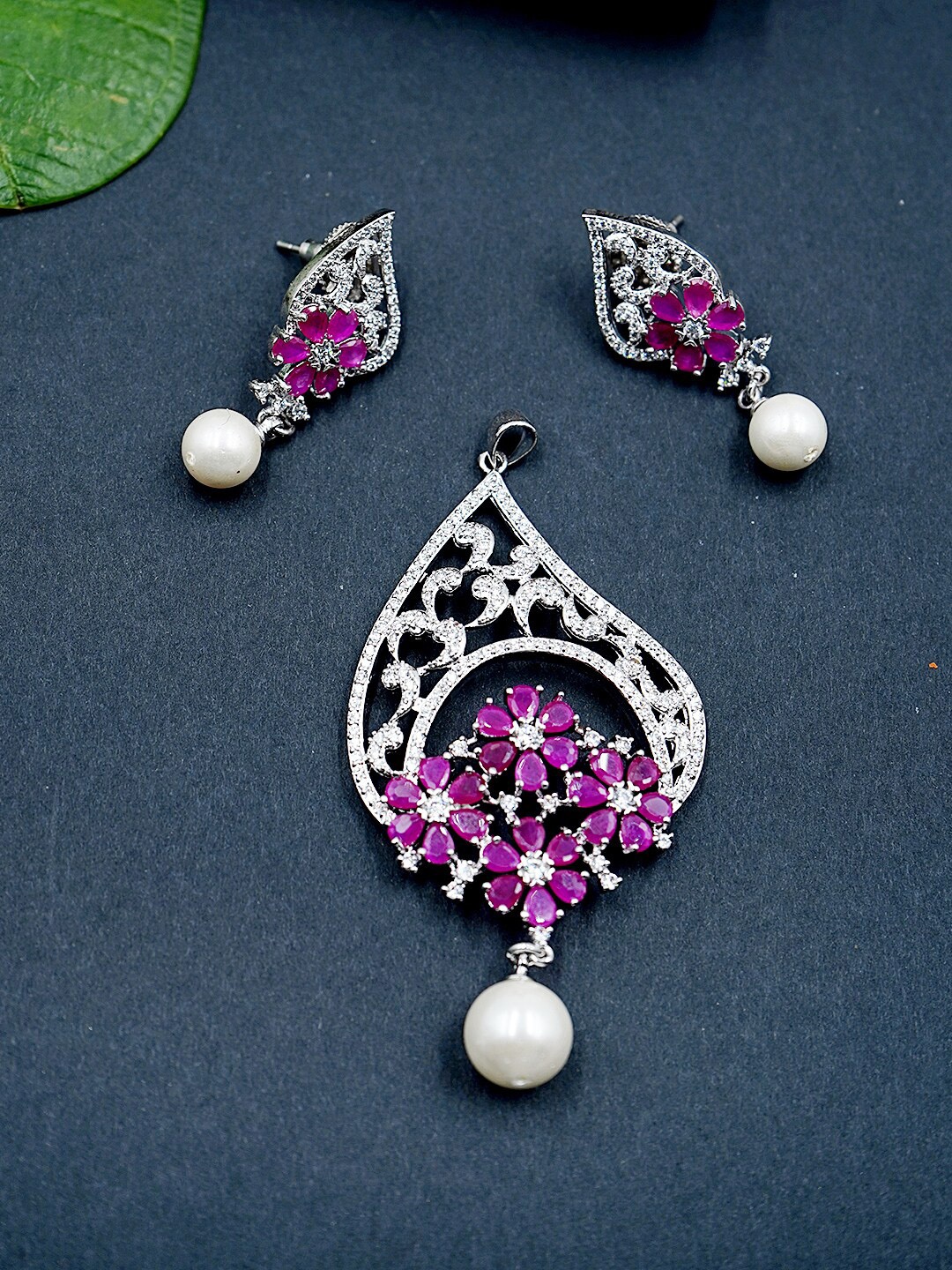 

Voylla Silver-Toned White & Pink Cubic Zirconia & Pearls Pendant Set