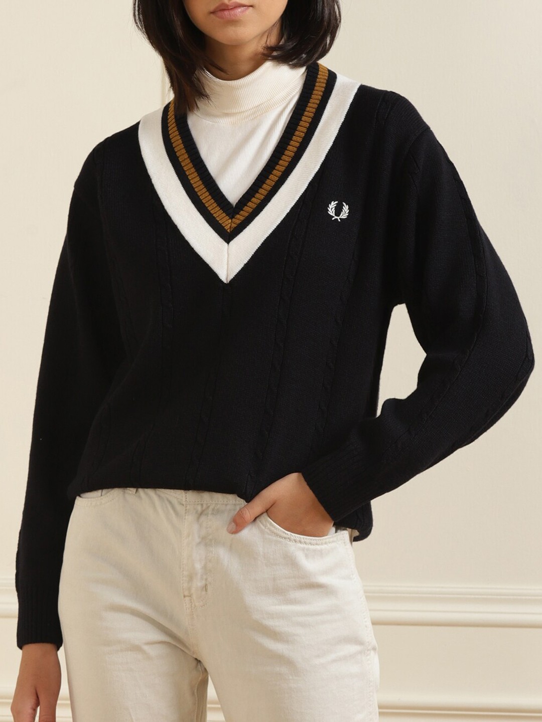 

Fred Perry Women Navy Blue & White Cotton Pullover