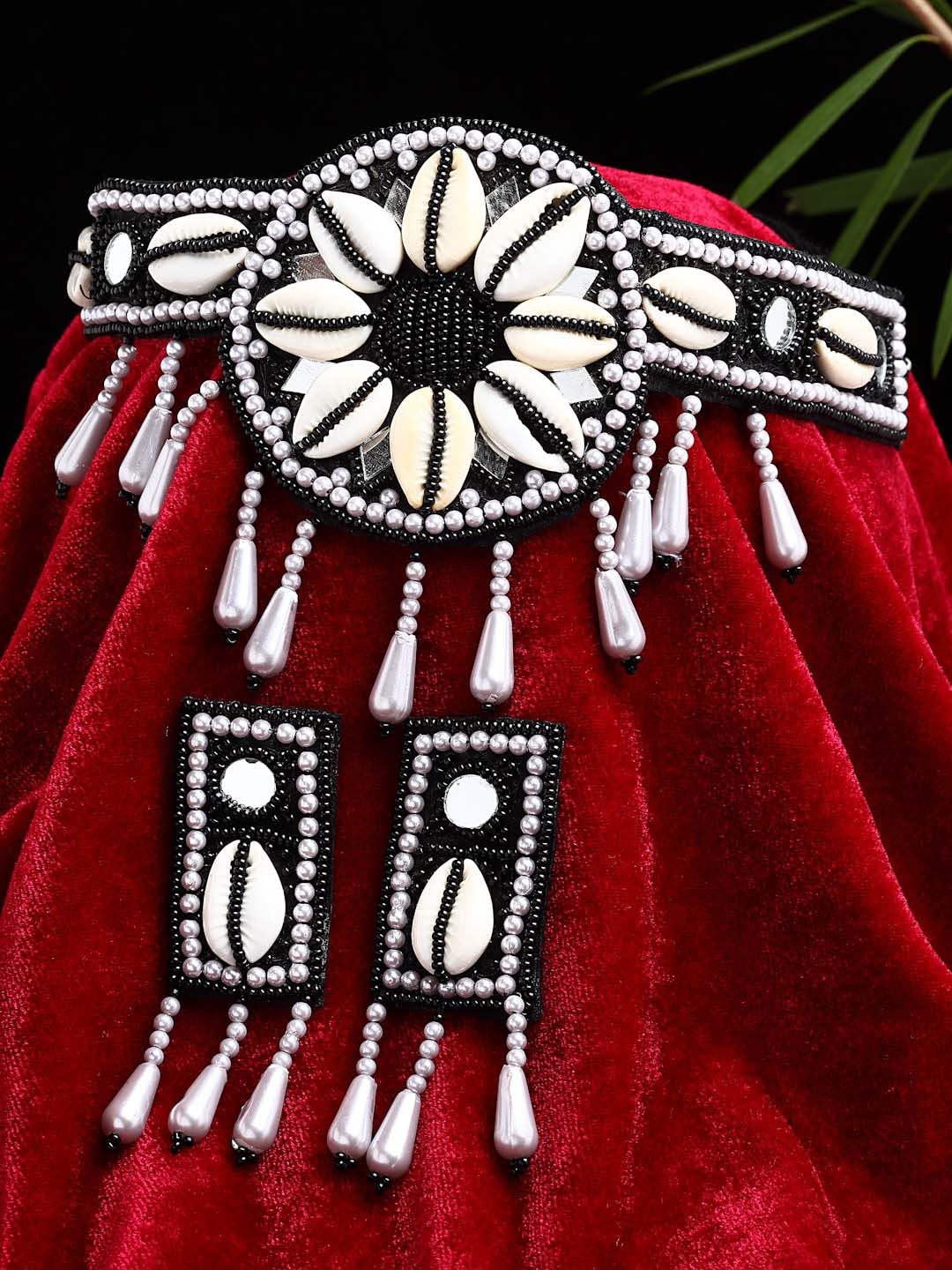 

Sargi Silver-Plated Black & White Cowri-Studded & Beaded Mirror Jewellery Set