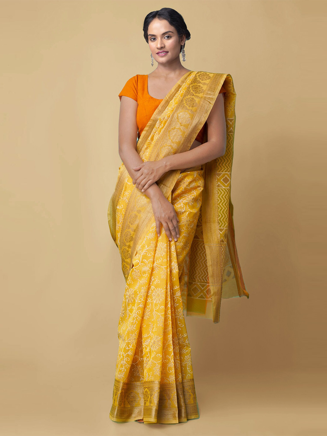 

Unnati Silks Yellow Floral Printed Supernet Patola Saree