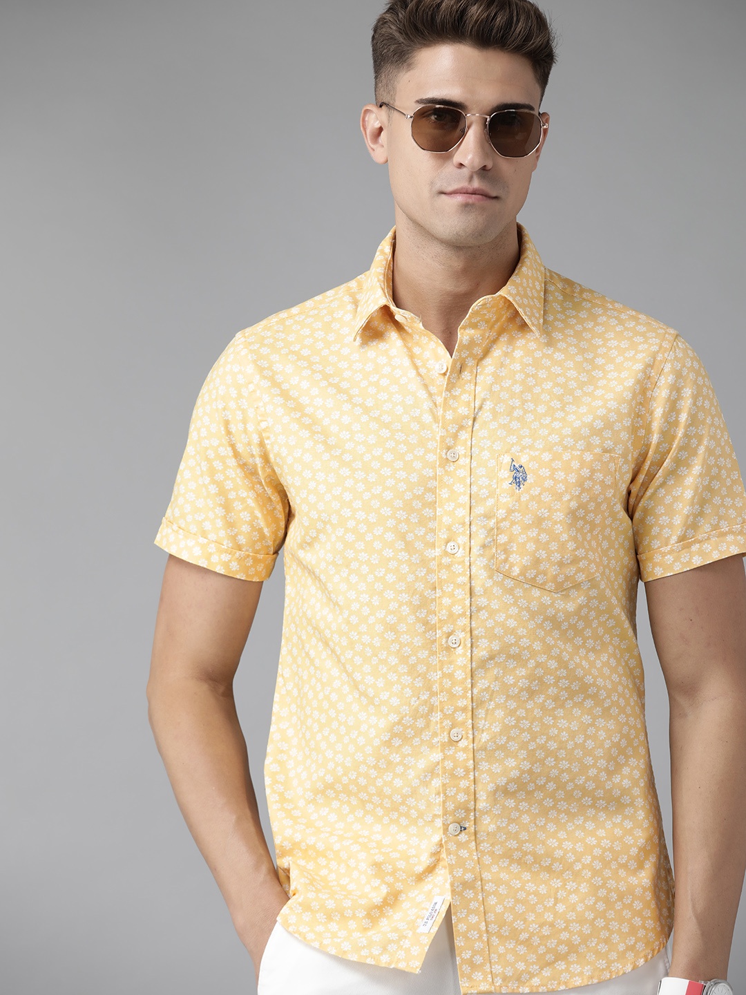 

U S Polo Assn Men Yellow & Off-White Pure Cotton Tailored Fit Floral Printed Casual Shirt
