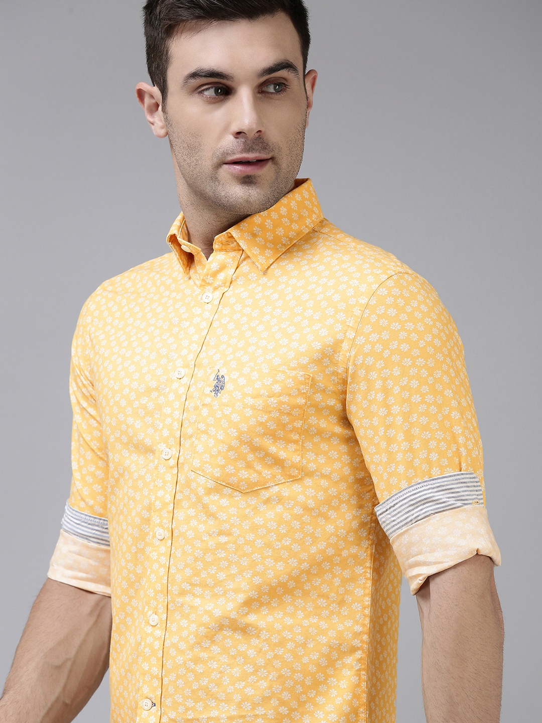 

U.S. Polo Assn. Men Yellow & White Tailored Fit Floral Printed Pure Cotton Casual Shirt