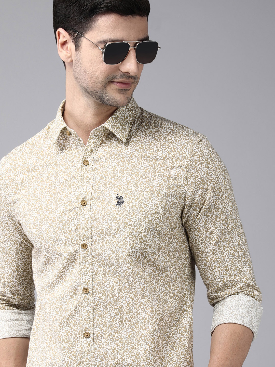 

U S Polo Assn Denim Co Men Beige & White Floral Printed Casual Shirt