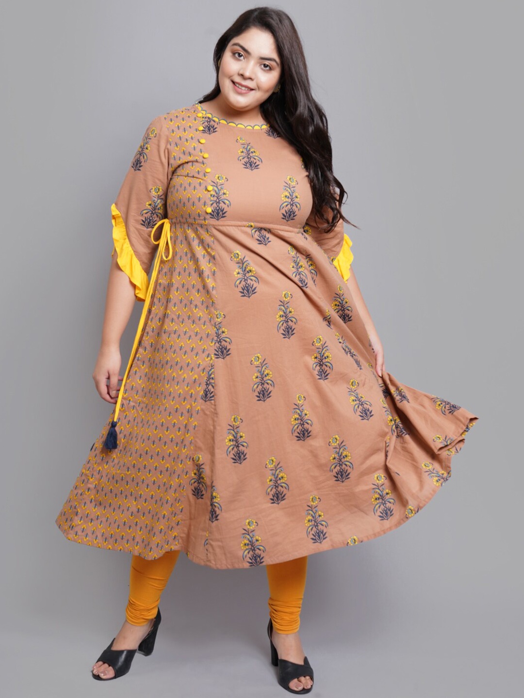 

YASH GALLERY Women Beige & Yellow Ethnic Motifs Printed Flared Sleeves A-line Kurta