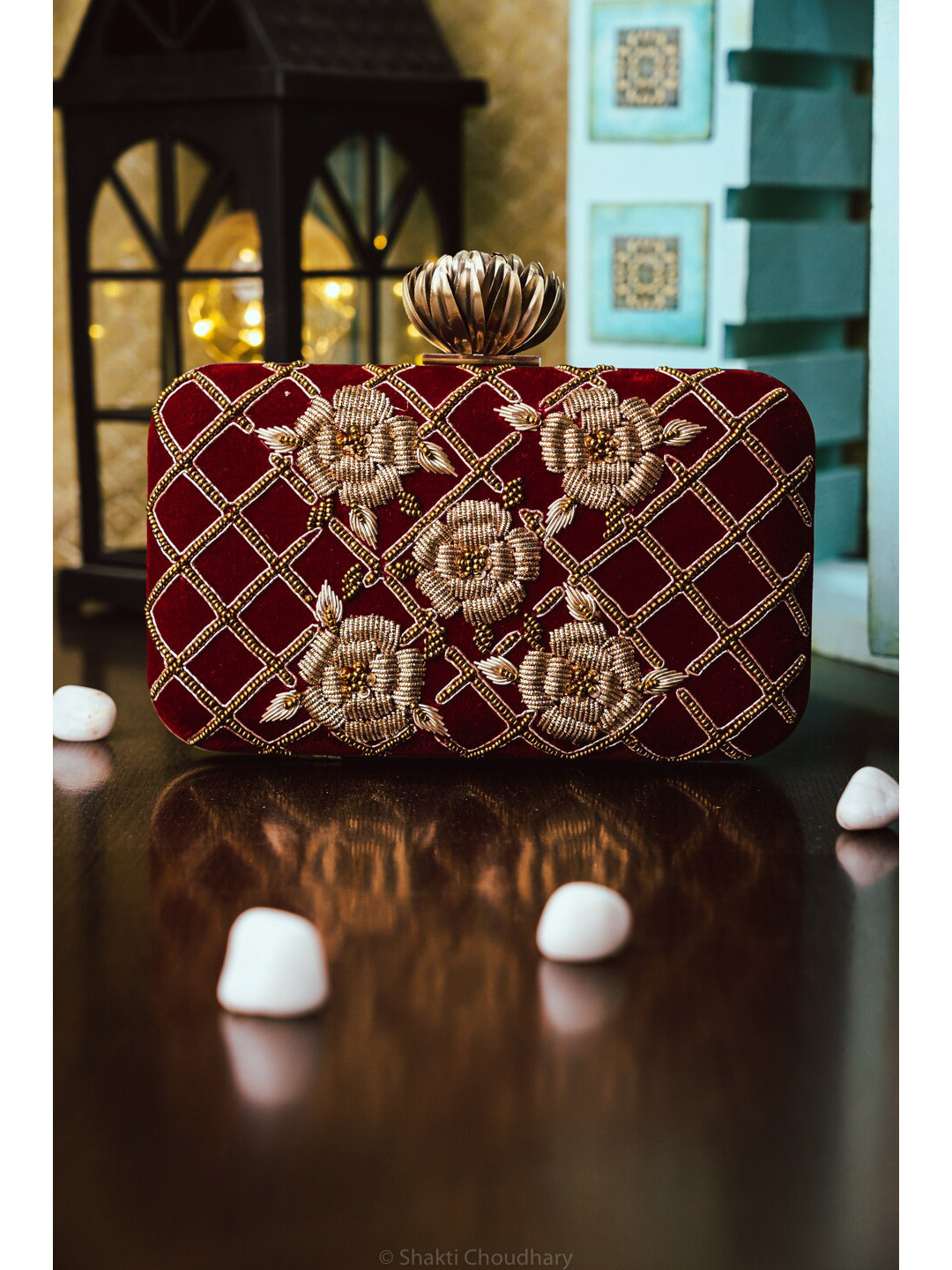 

NR By Nidhi Rathi Maroon & Gold-Toned Embroidered Embellished Box Clutch