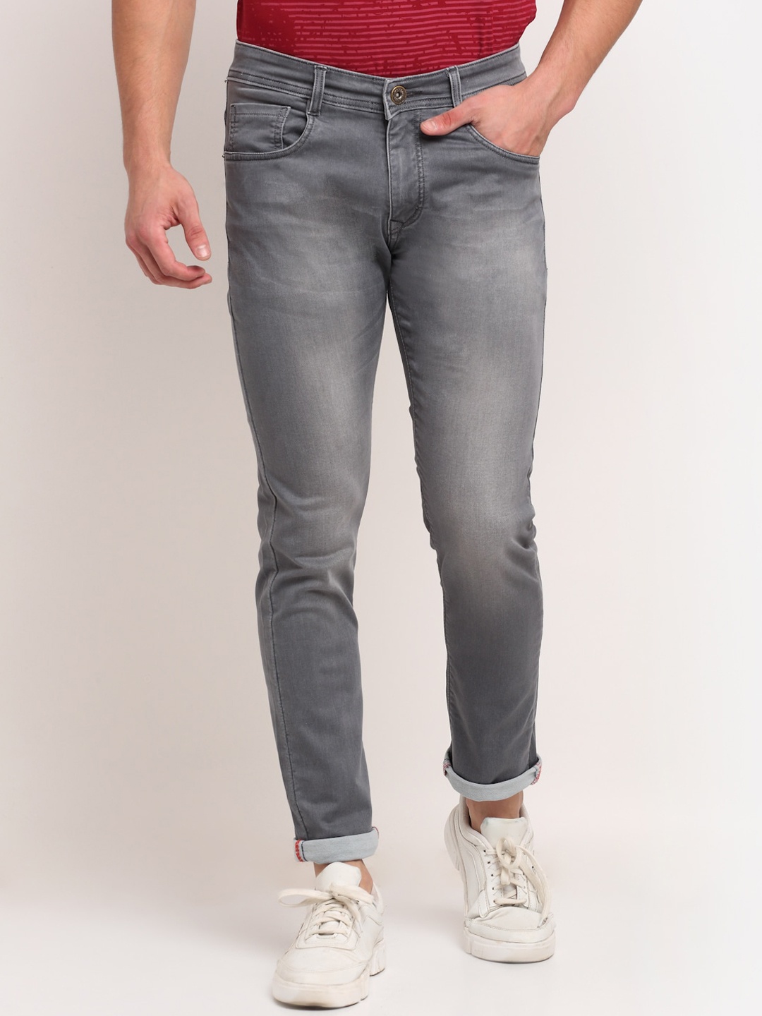 

Rodamo Men Grey Slim Fit Heavy Fade Stretchable Jeans