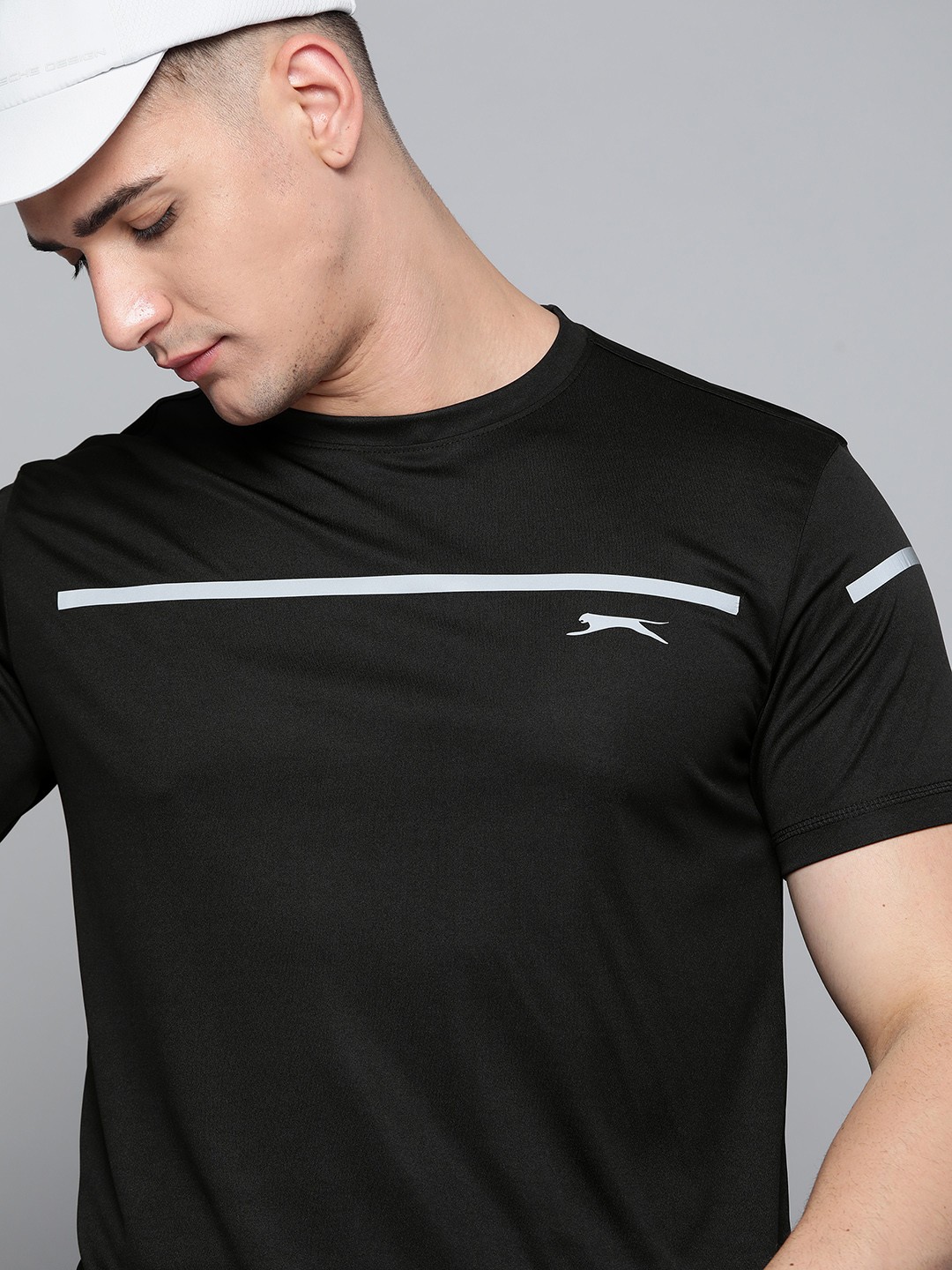 

Slazenger Men Black Striped Detail Ultra-Dry Running T-shirt