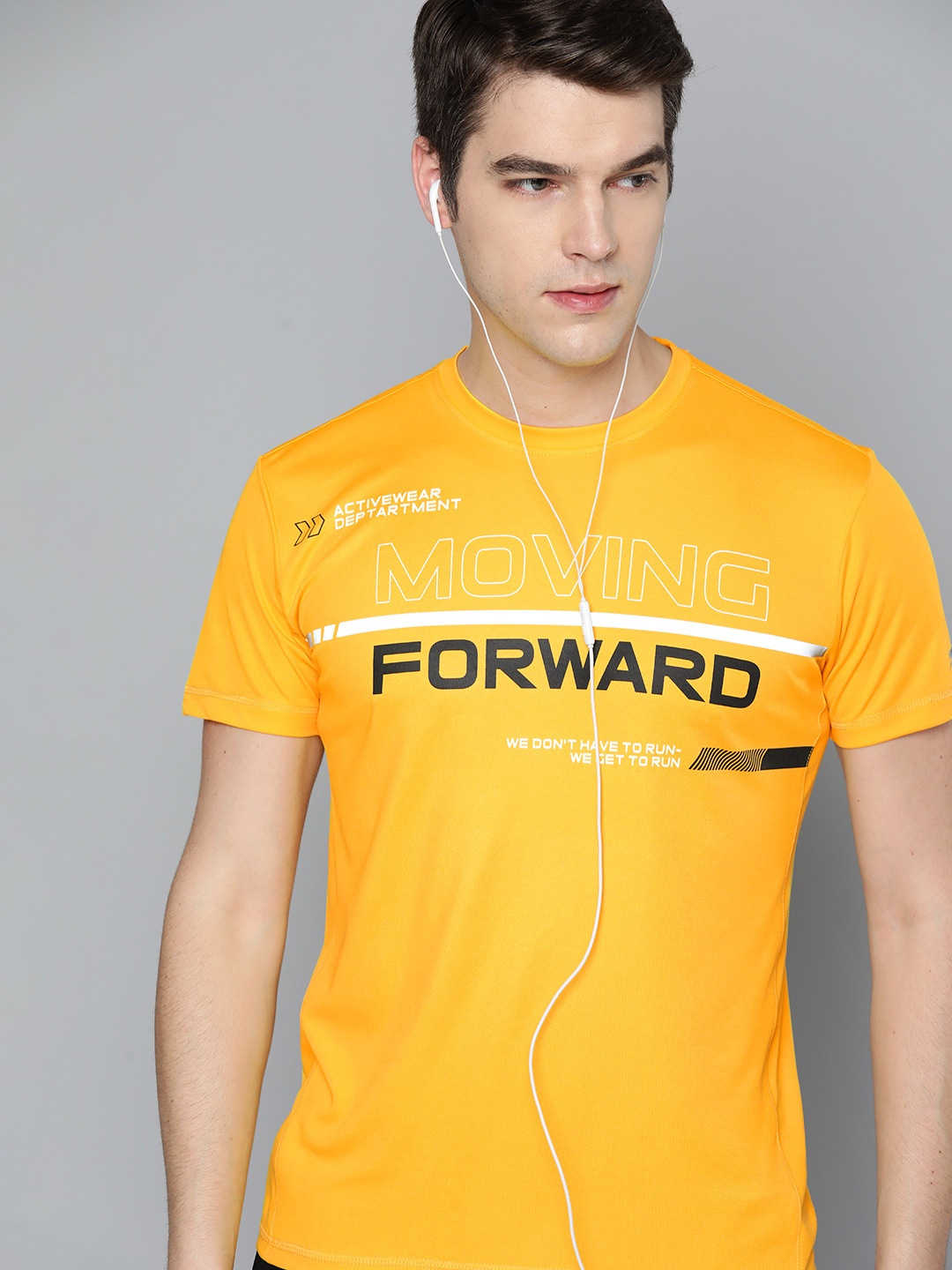 

Slazenger Men Yellow Sports Printed Ultra Dry Technology T-shirt