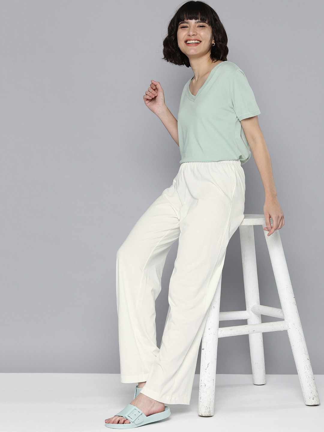 

HERE&NOW Women White Solid Cotton Lounge Pants