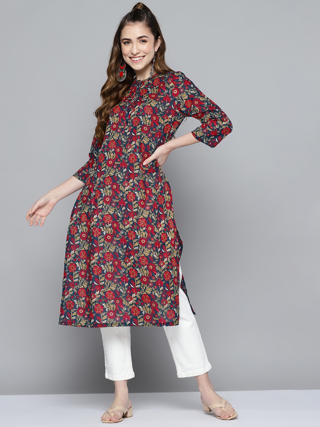 

HERE&NOW Women Navy Blue & Red Ethnic Motifs Printed Kurta
