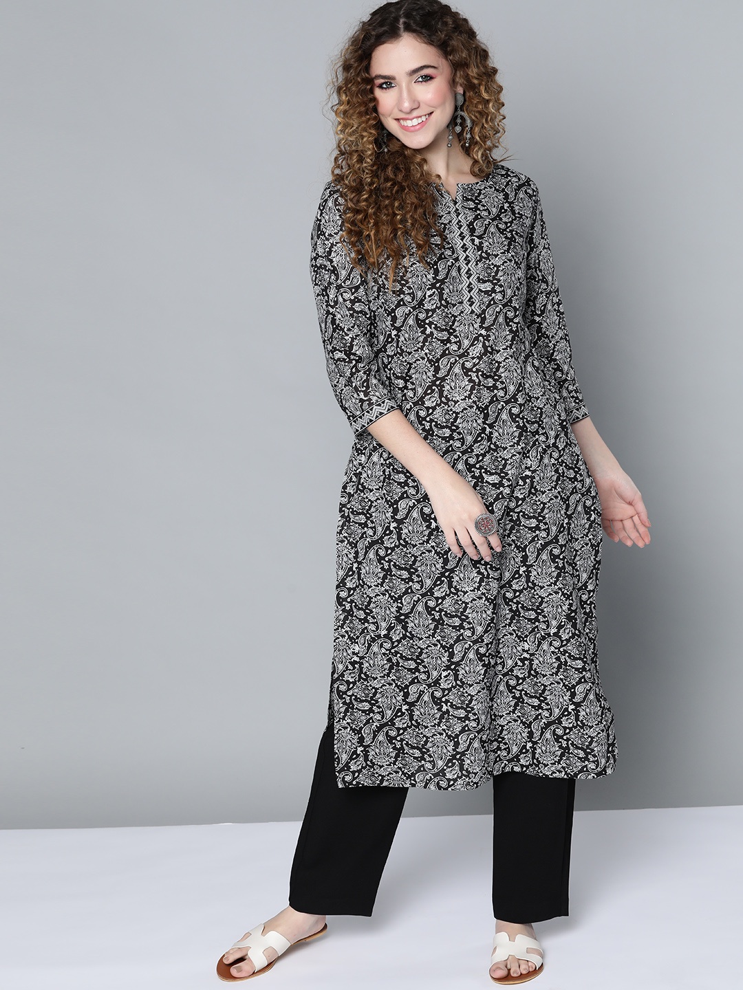 

HERE&NOW Women Black & White Paisley Printed Kurta